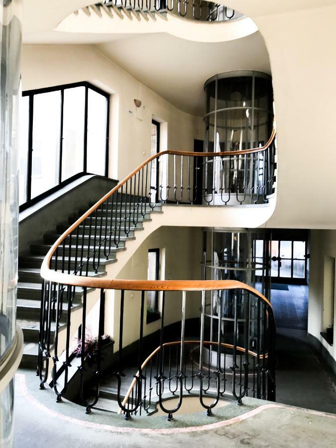 Spacious Bauhaus Icon Flat With Fitness Room In Central Buda, Close To The River And Margaret Island Budapest Kültér fotó