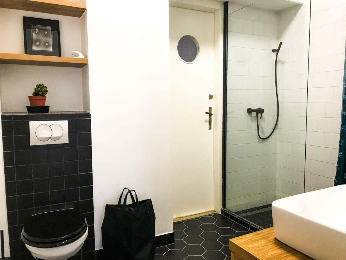 Spacious Bauhaus Icon Flat With Fitness Room In Central Buda, Close To The River And Margaret Island Budapest Kültér fotó